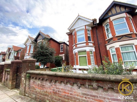 View Full Details for Goldsmith Avenue, Southsea